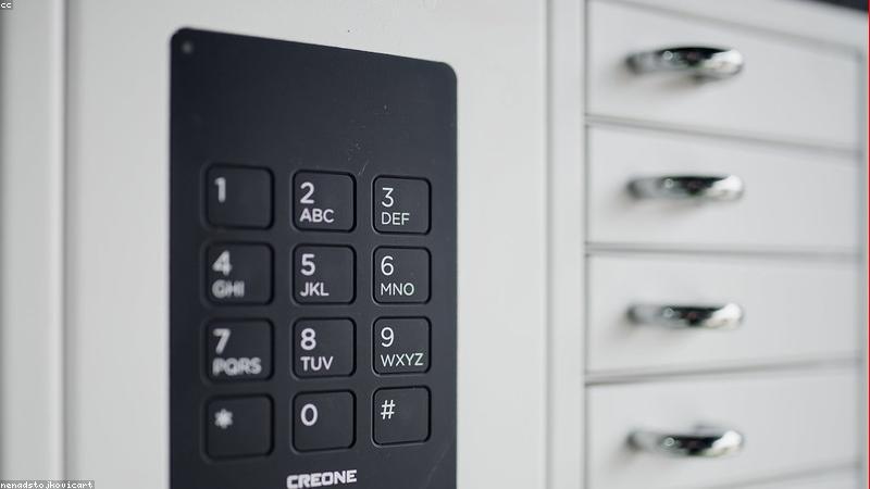 成人动漫高清资源下载库界面与分类检索示意